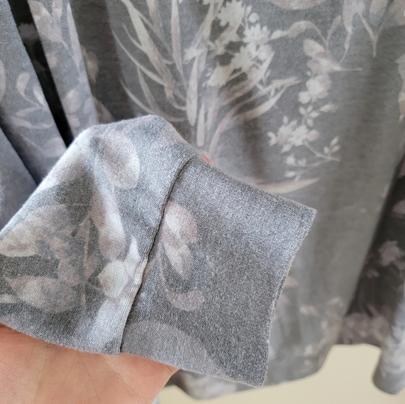 Chaser floral pullover sweatshirt, Stitch Fix - Picture 2 of 5